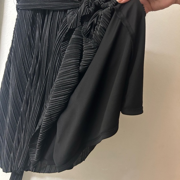 Women black dress great condition - Picture 6 of 7